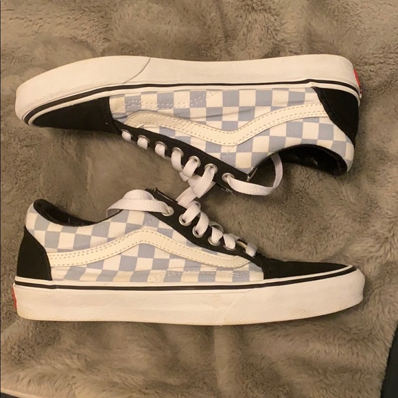 Vans - Picture 5 of 5